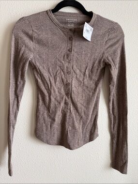 American Eagle Outfitters Women's Taupe Ribbed Long-Sleeve Henley